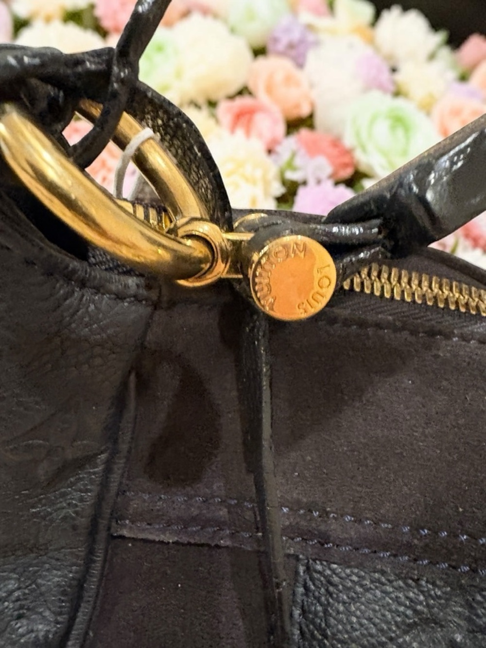 ❌ SOLD! Louis Vuitton Monogram Empreinte Audacieuse MM bag. - Picture 4 of 11